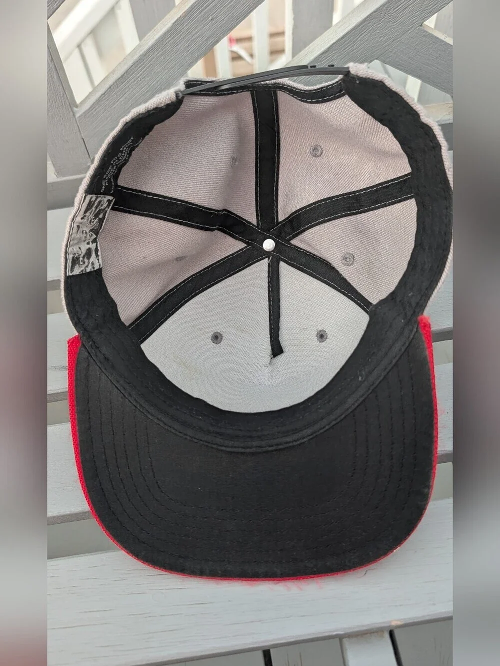 Nintendo Gray & Red Retro Controller Snapback Hat